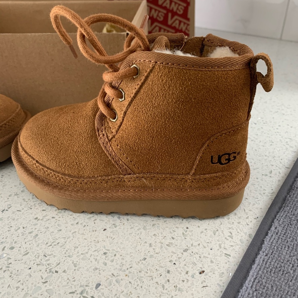 UGG® Neumel II Boot - Toddler / Little Kid